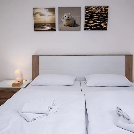 Vakantiehuis Sonnenschein By Interhome Norddeich (Norden)